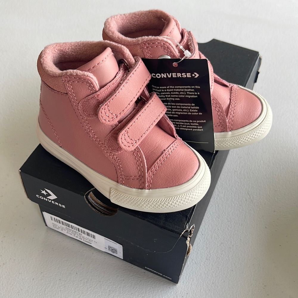 Converse chuck Taylor 2V high top All-Star size 5